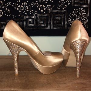 Steve Madden Crystal Champagne Heels